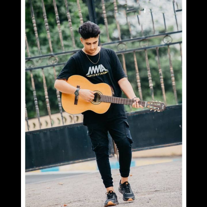 دانلود آهنگ سلامتی علیرضا رحمانی